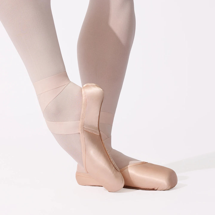 Veloce Pointe Shoe